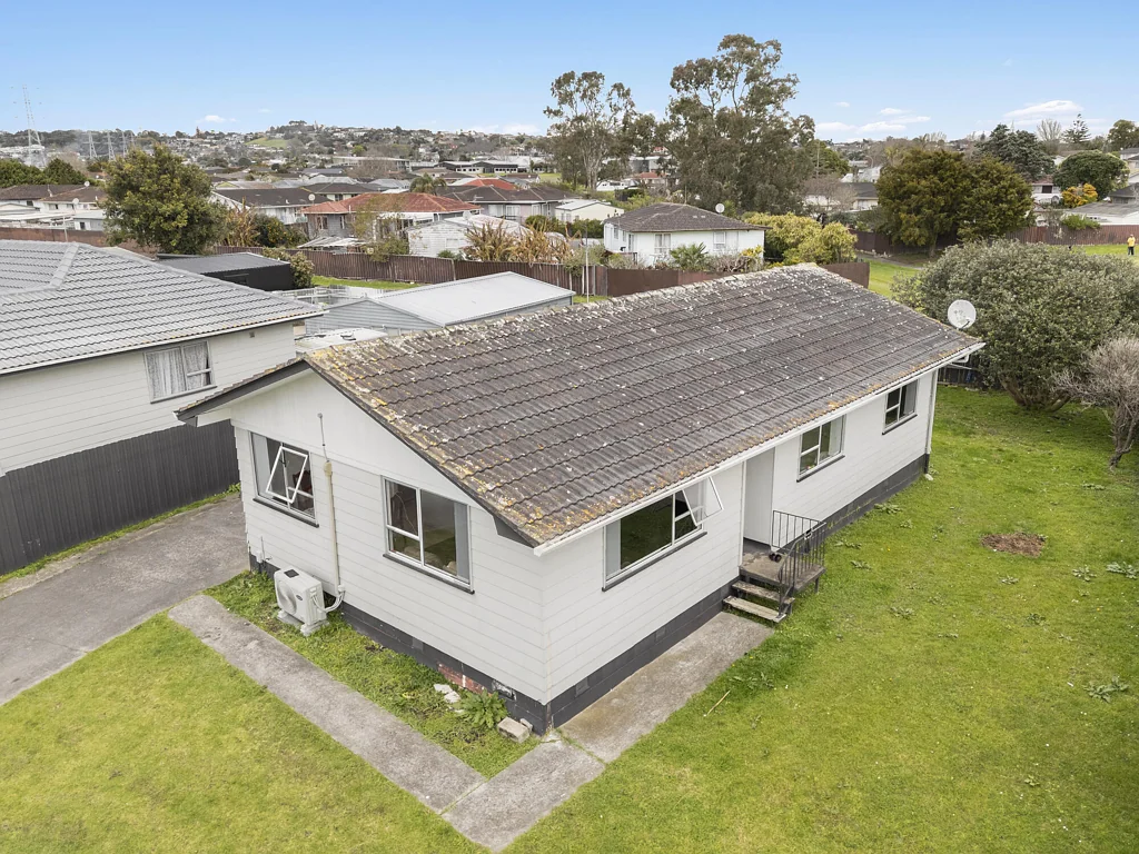 Clover Park 3 Bedroom INVESTORS LIQUIDATING - MUST SELL