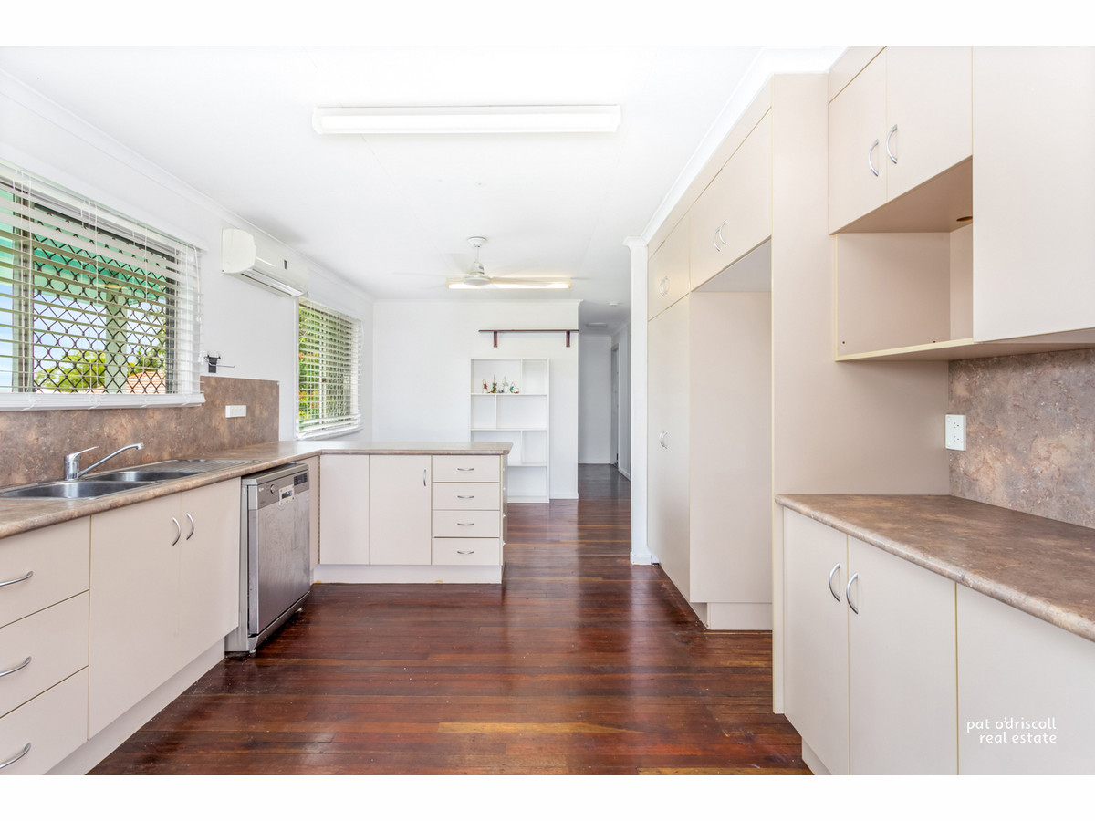 39A NORTH ST, THE RANGE QLD 4700, 0部屋, 0バスルーム, House