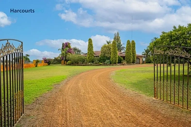 North Boyanup 4Habitaciones Hobby Farmlet with the Lot