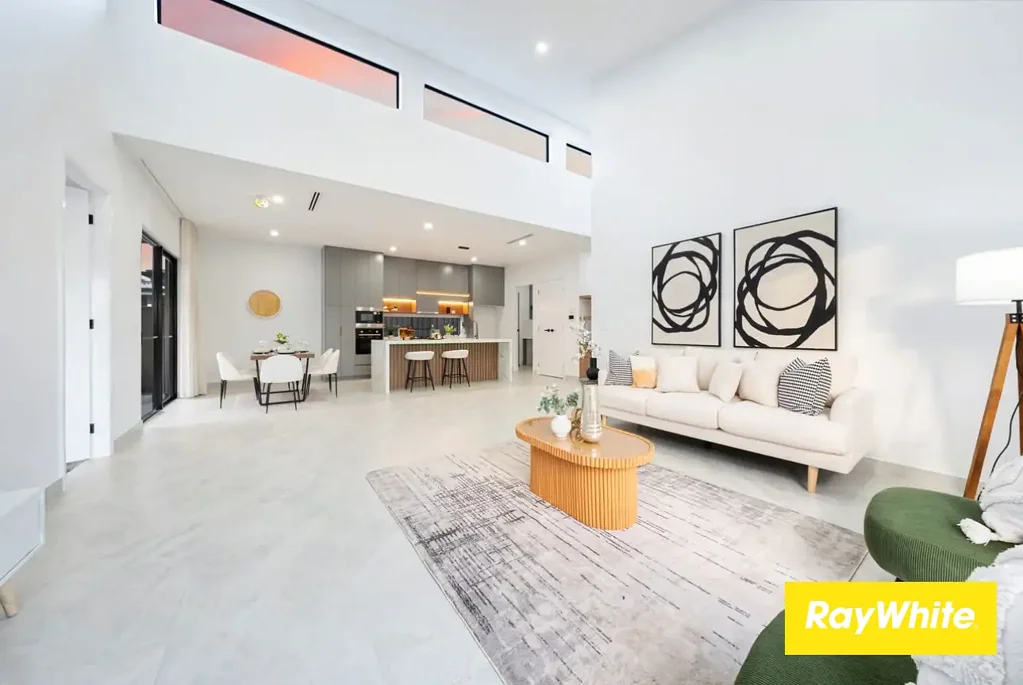 Riverstone 4Kwarto Near New, Custom-Designed, Special Family Masterpiece situated within Prestigious Location | Walk to Upcoming Park!