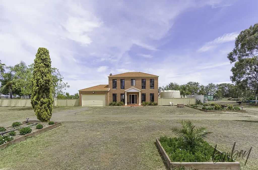 Katandra West 3침실 Country Luxury Meets Sustainable Living on Approximately 8 Acres