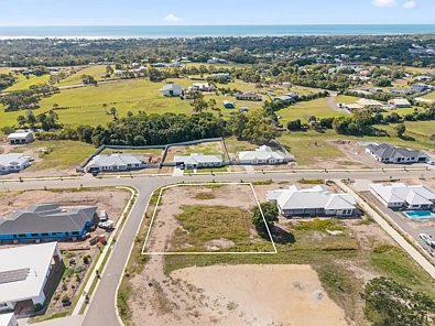 Craignish COASTAL ELEVATION WITH STUNNING OCEAN VIEWS ON 2,055m²