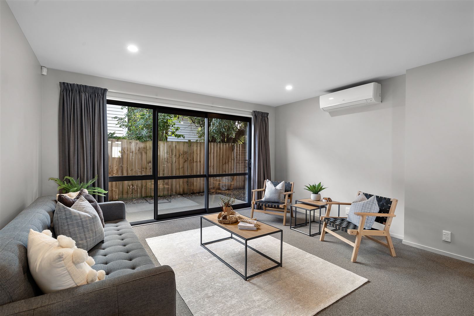 2/489 Manchester Street, Saint Albans, Christchurch, 3 침실, 3 욕실, Townhouse