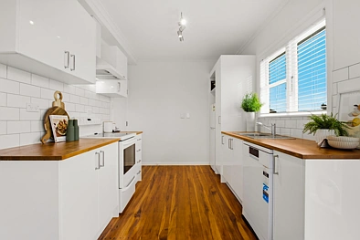 20 Miles Crescent, Newlands, Wellington City, Wellington, 3 침실, 1 욕실, House