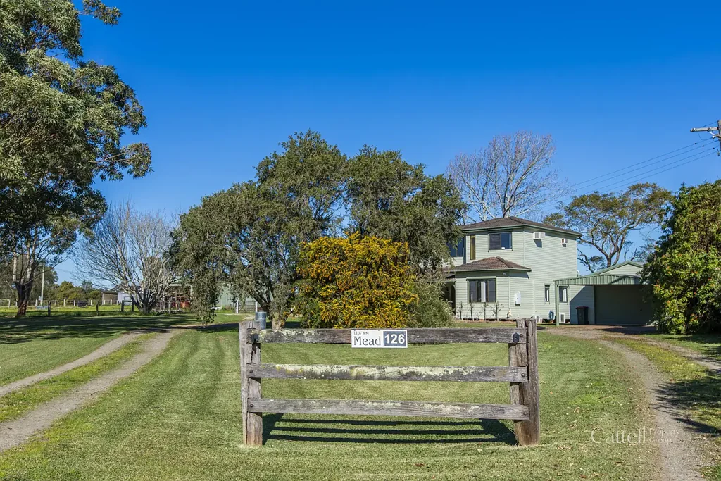 Lorn Premium rural property so close to town