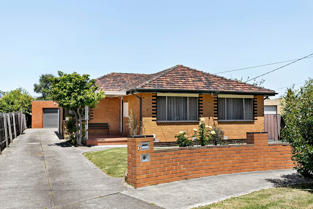 7 St Johns Court, Reservoir, VIC 3073