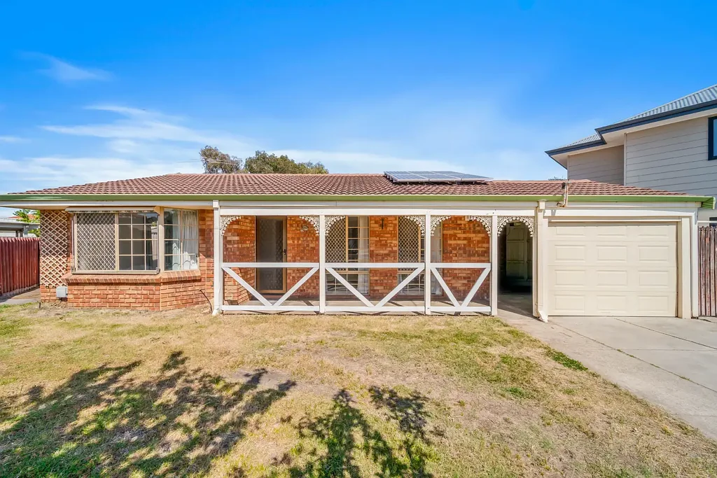12 Placid Court, South Lake, WA 6164