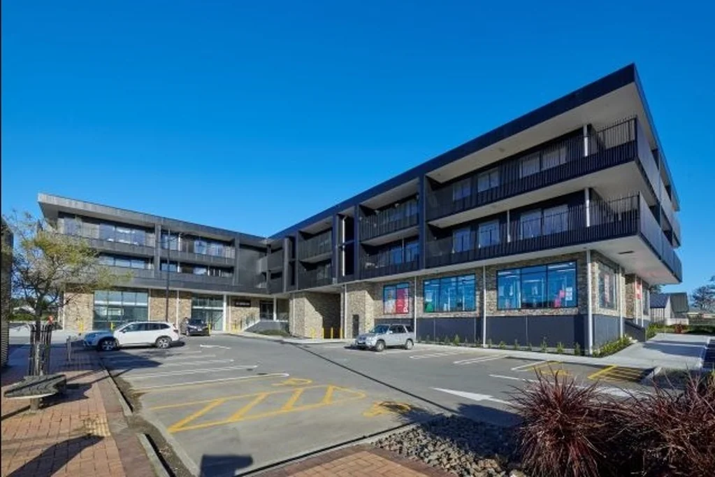 2 BEDROOM APARTMENT