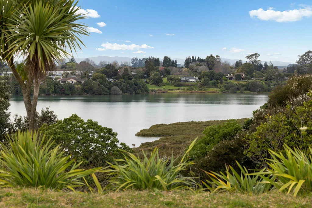 Omokoroa  Introducing Lynley Park - Omokoroa Peninsula!