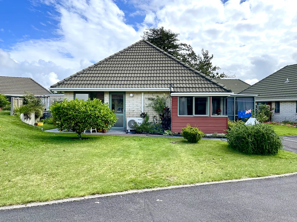 Owhata 2Zimmer Retirement Living At It's Best