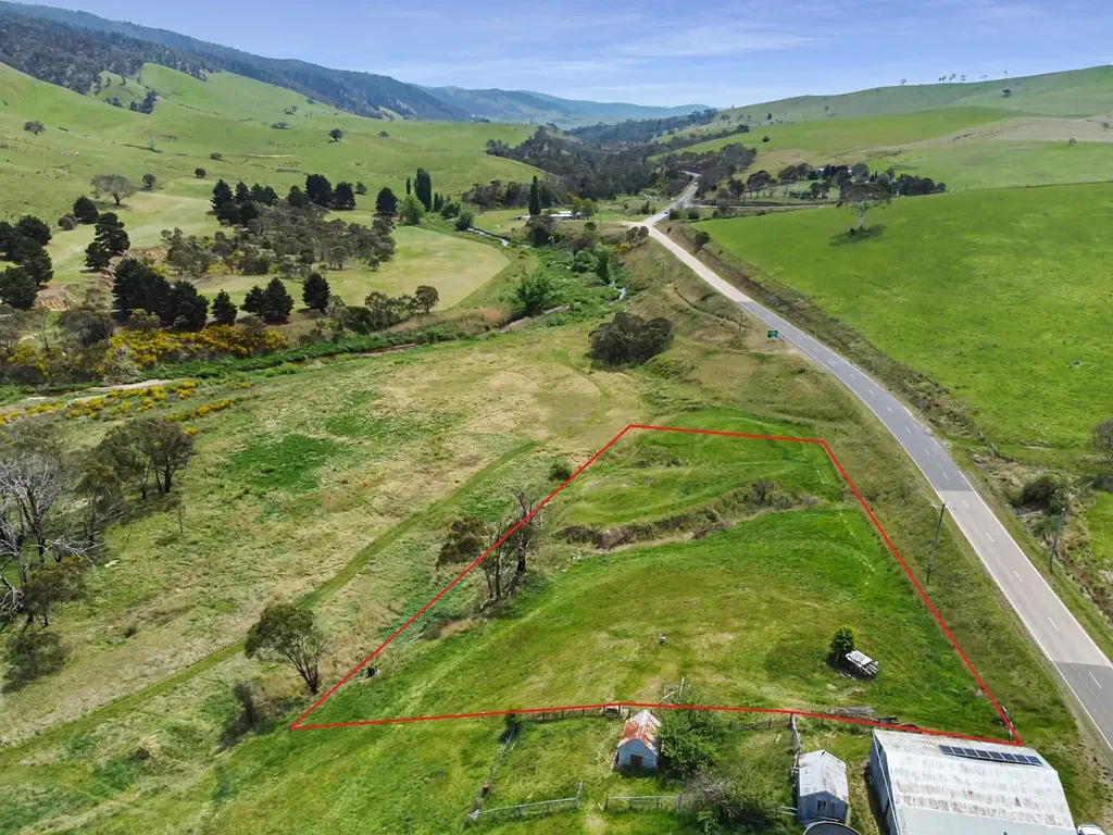 Omeo YOUR ALPINE DREAM STARTS HERE!