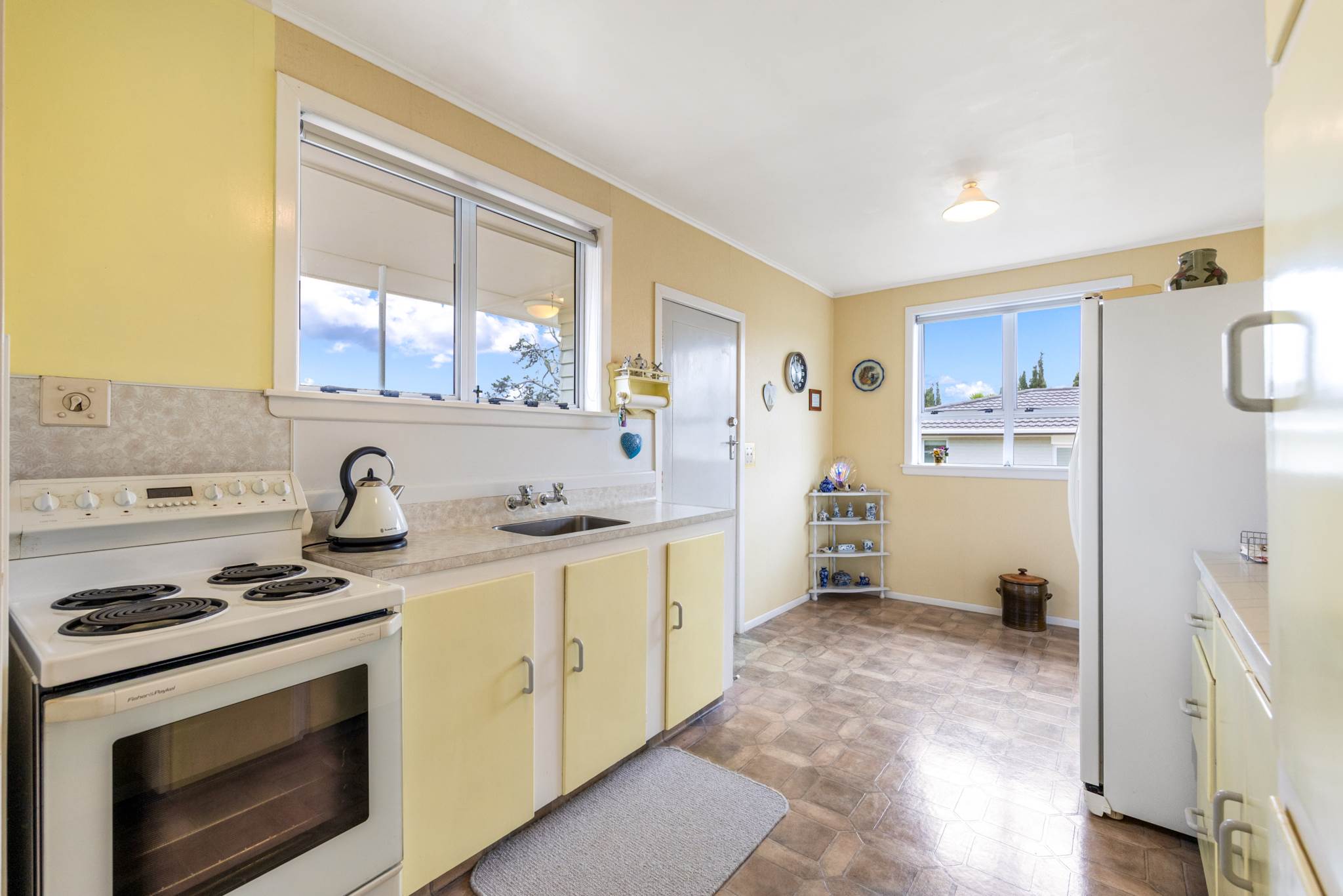40 Fairmount Road, Titirangi, photo 4
