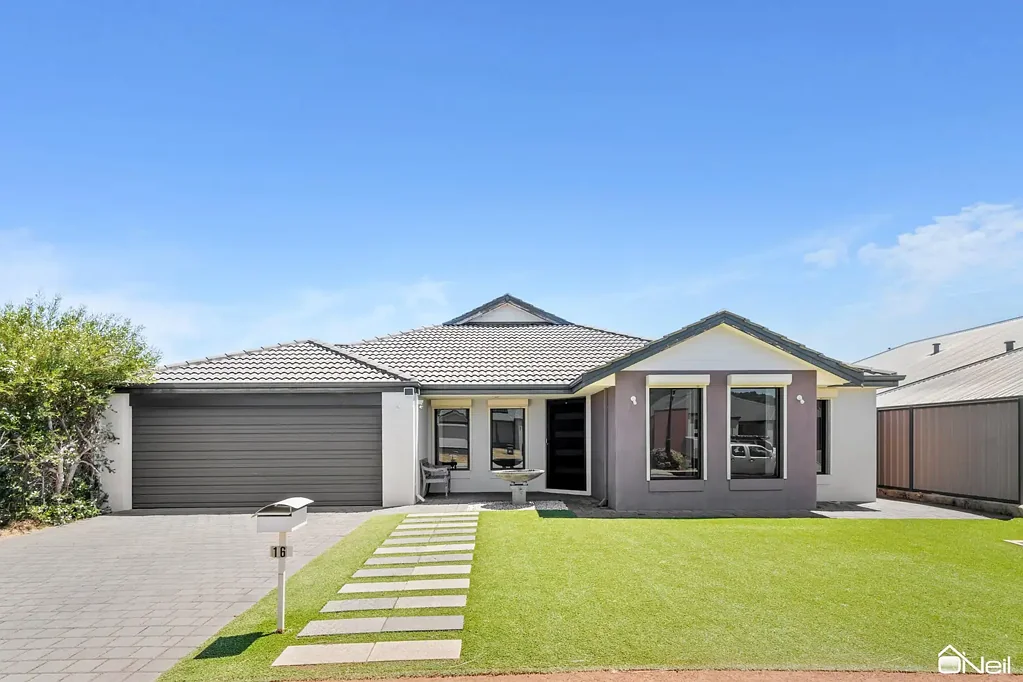 Byford 4Zimmer TERRIFIC INVESTMENT IN A CENTRAL LOCATION