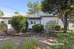 51 Lyndhurst Road, Kalamunda