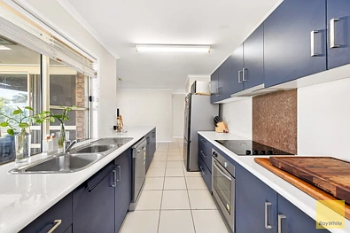 20 Louisa Court, Emerald, QLD 4720, 3 Bedrooms, 1 Bathrooms, House