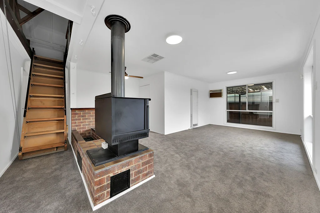 22 Savannah Crescent, Epping, VIC 3076