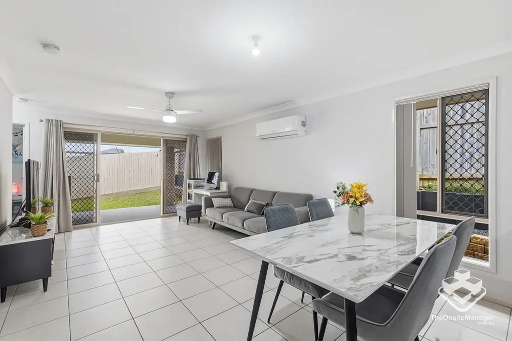 Yarrabilba 3 Slaapkamer Opportunity Knocks - Calling All Investors and First Time Home Owners