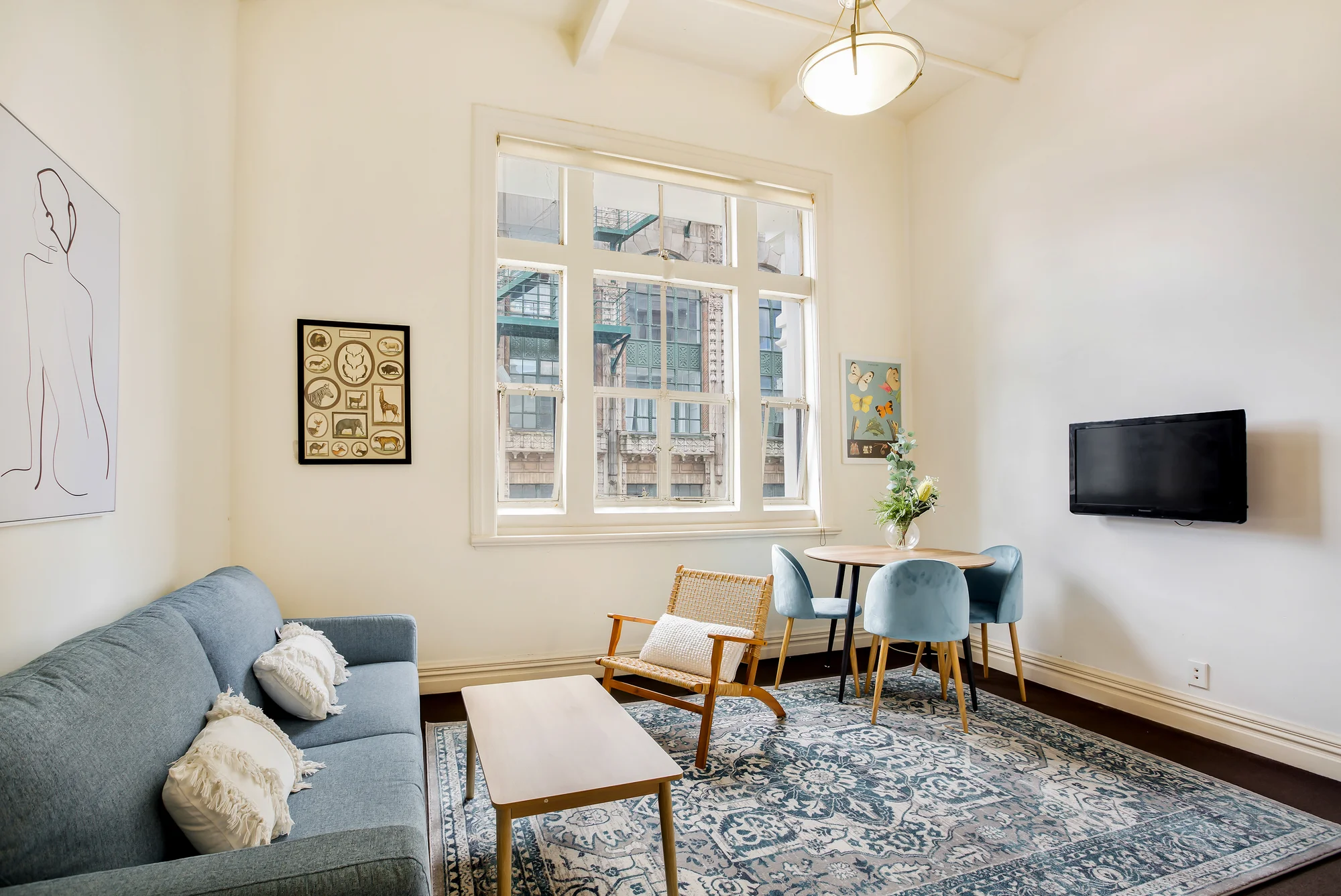 Walk to Uni, work & Entertainment - Prime City Location