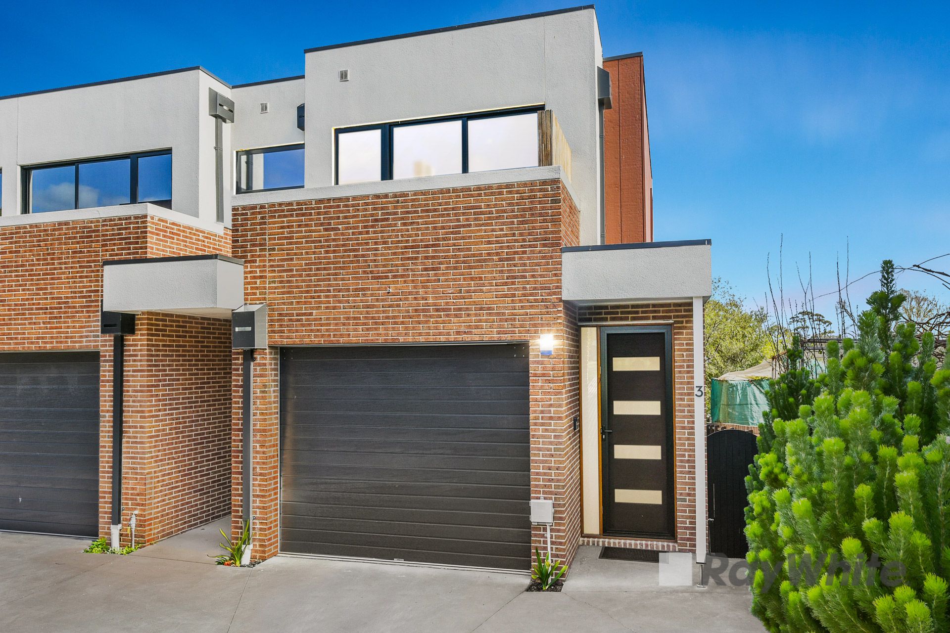 UNIT 3 64 LANGHORNE ST, DANDENONG VIC 3175, 0 rūma, 0 rūma horoi, Townhouse