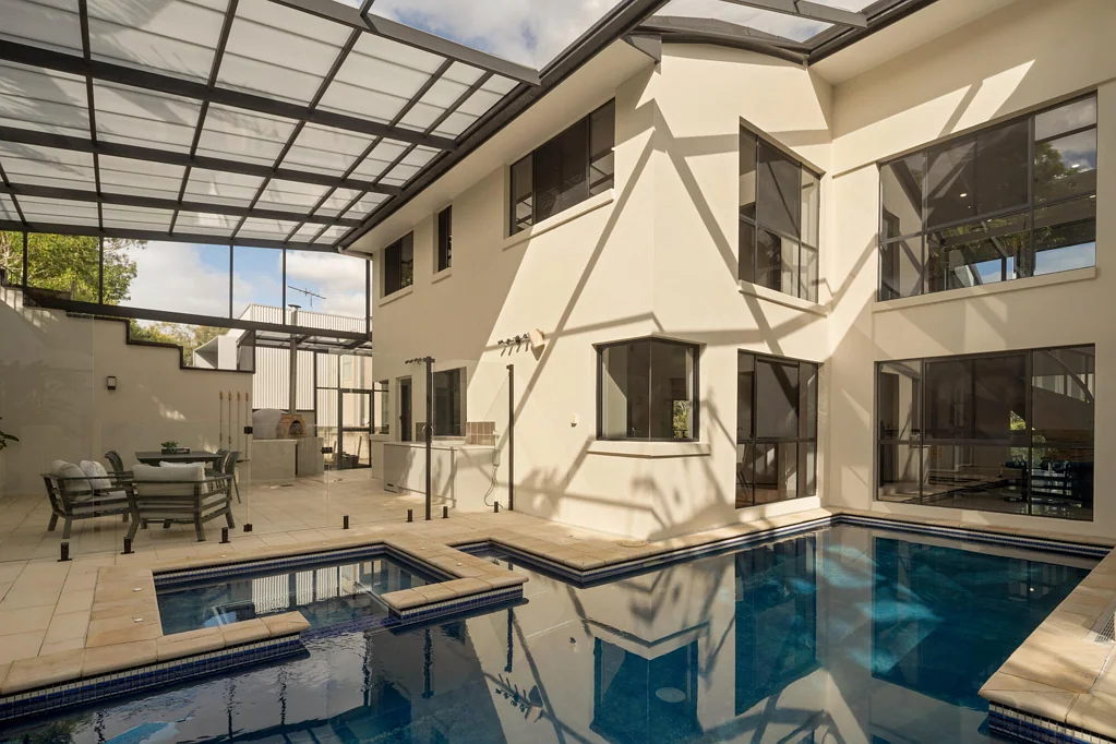 Indooroopilly 6ห้องนอน River-View Grandeur in a Private Enclave