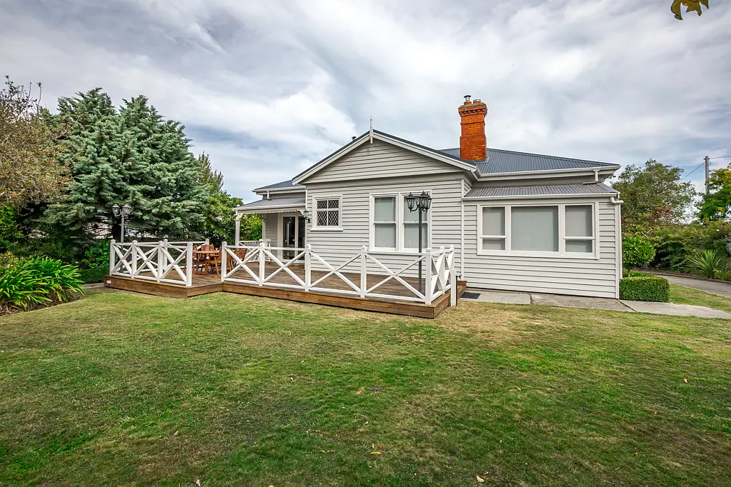 Glenwood 4 Bedroom Loveable Classic Character