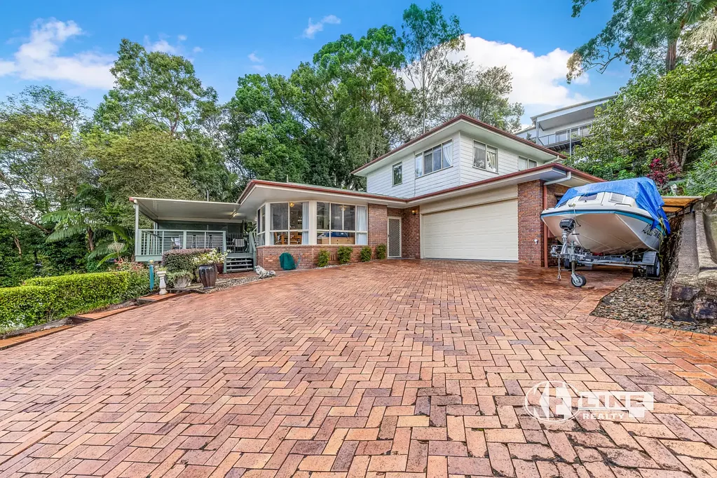 Nambour 3બેડરૂમ Exceptional Family Living with Expansive View