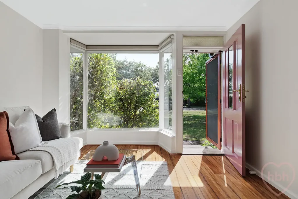 Braddon 3房  pretty in pink