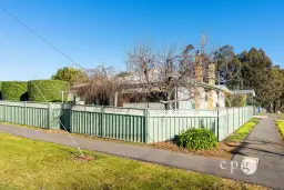 27 Binghams Road, Harcourt