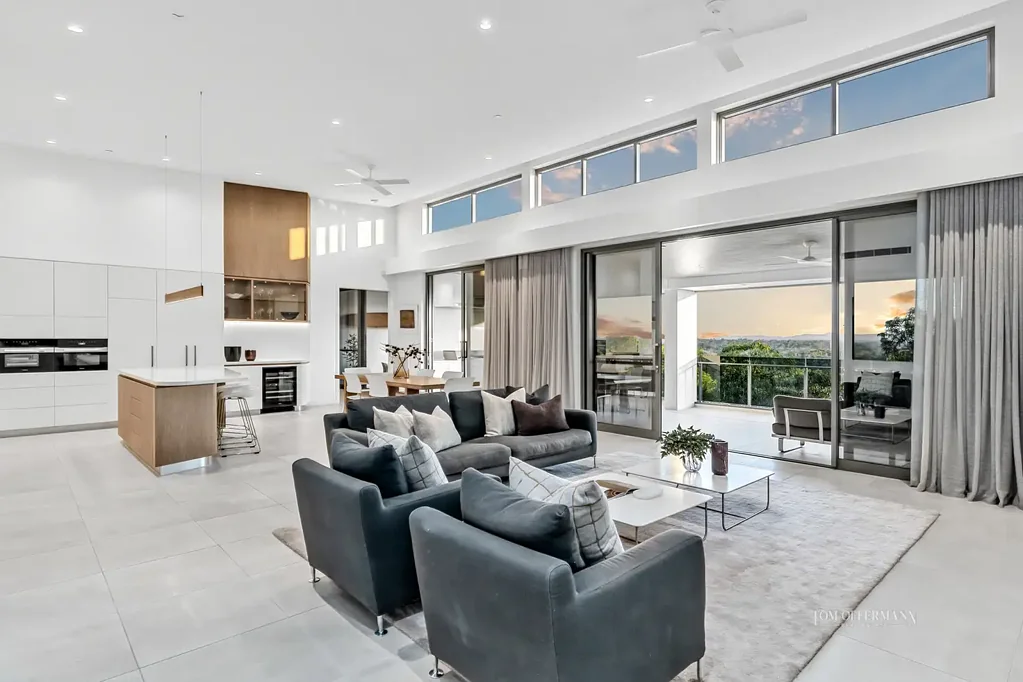 Noosa Heads 3 Slaapkamer Pinnacle of Penthouse Sophistication; Five Star Class; Dress Circle Views & Close to Noosa Main Beach