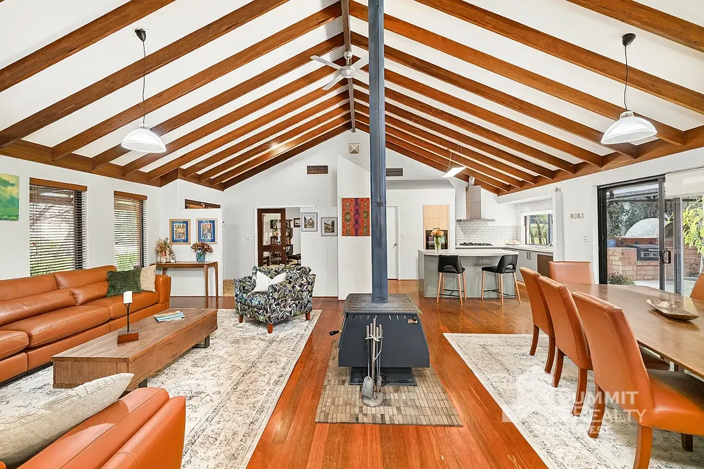 Dalyellup 4 Bedroom Stylish Family Living Packed with Space, Comfort & Entertaining Appeal