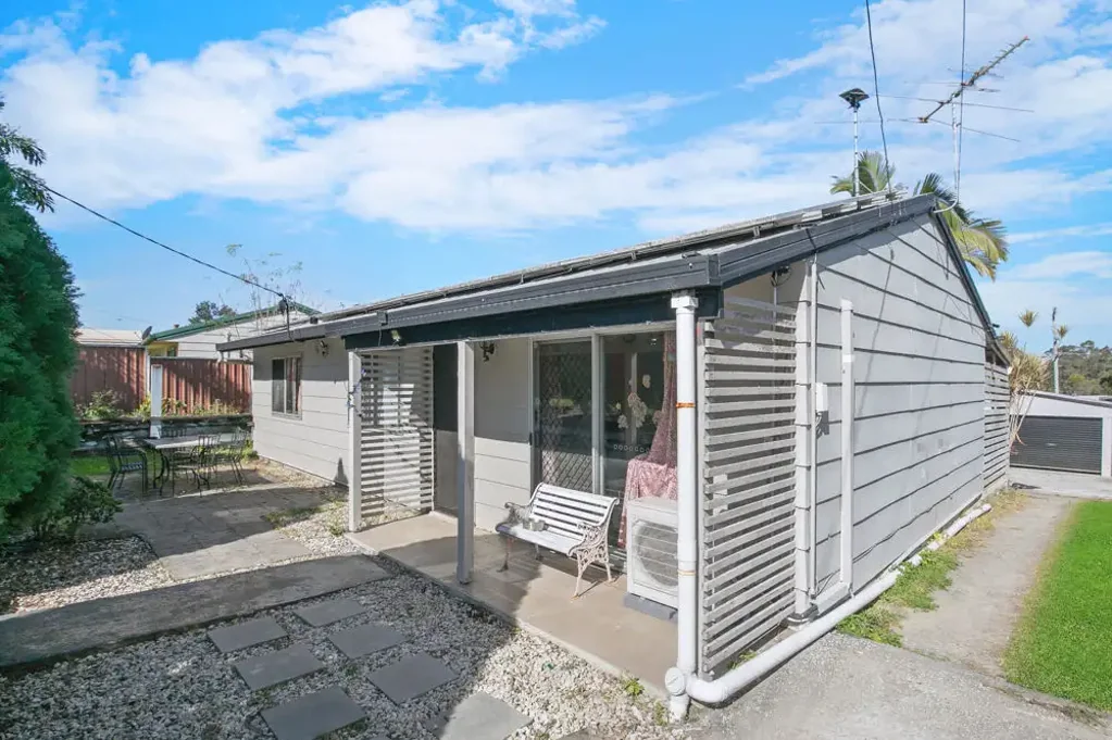 Bethania 3 Bedroom AFFORDABLE RENOVATED GEM ON 728M2