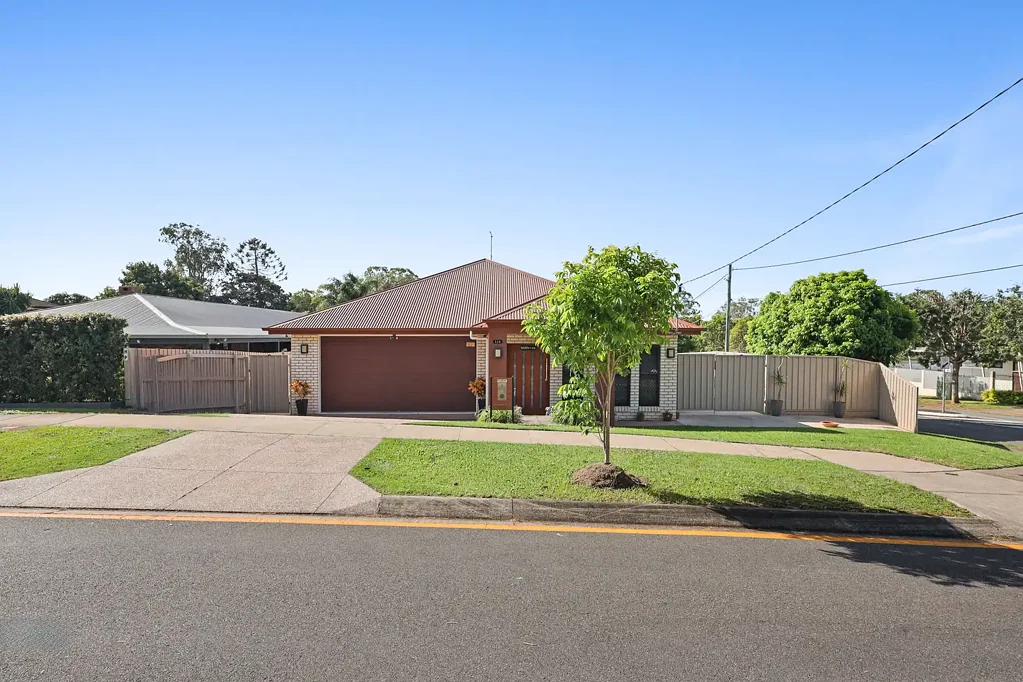 Bracken Ridge 4Zimmer Quintessential Family Living on Quinlan!
