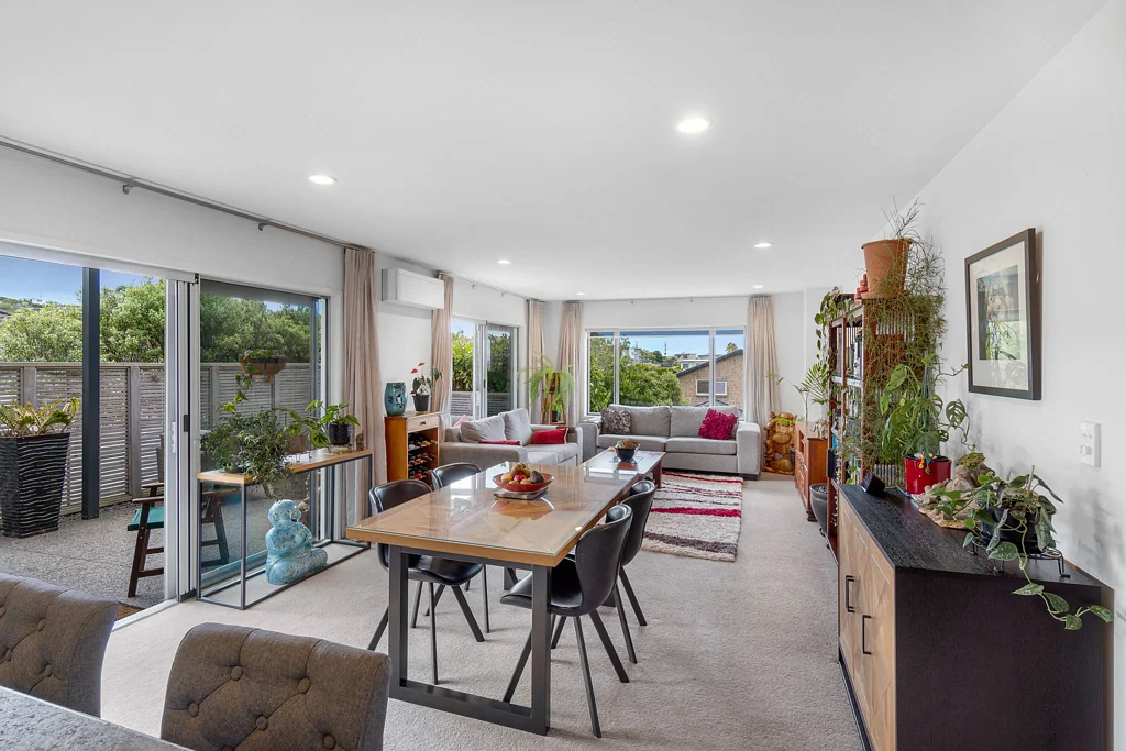 Orewa 3ห้องนอน $1,395,000 Brick Beauty Luck #8 - Orewa