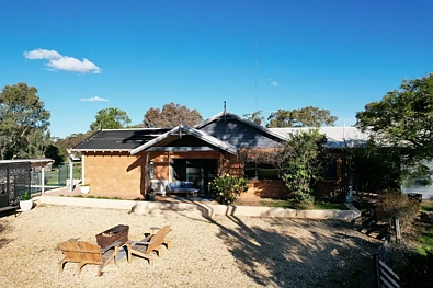 Katanning 4房  Luxury Country Living on 4.9 Acres