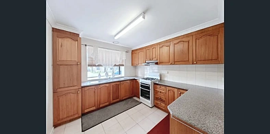 46 Grace Street, Springvale, VIC 3171, 3房, 2浴, House