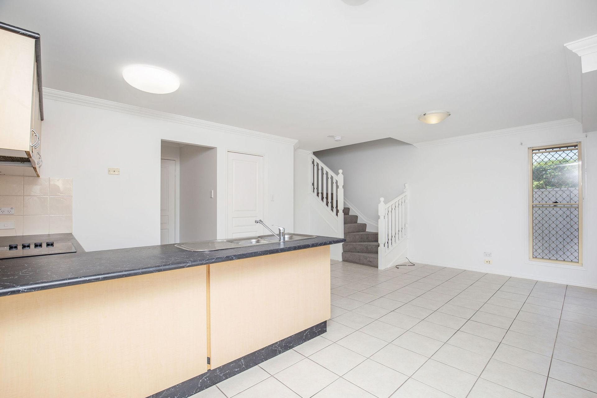 UNIT 3 22 HIGH ST, FOREST LAKE QLD 4078, 0 Kuwarto, 0 Banyo, Townhouse