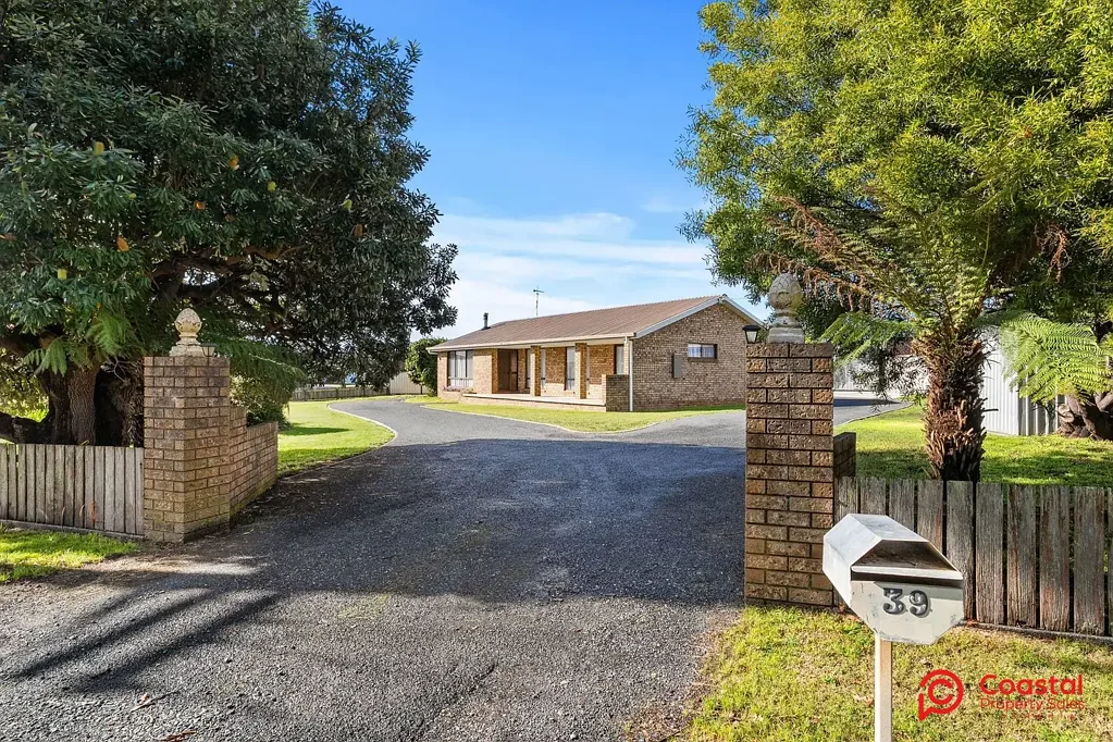 Turners Beach 4ਬੈੱਡਰੂਮ SOLID BRICK HOME ON A 1348 m2 BLOCK OFFERING MANY OPTIONS