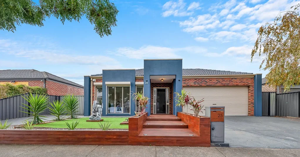 Derrimut 4chambre A beautifully designed family residence is currently available for prospective buyers in the affluent Derrimut suburb.