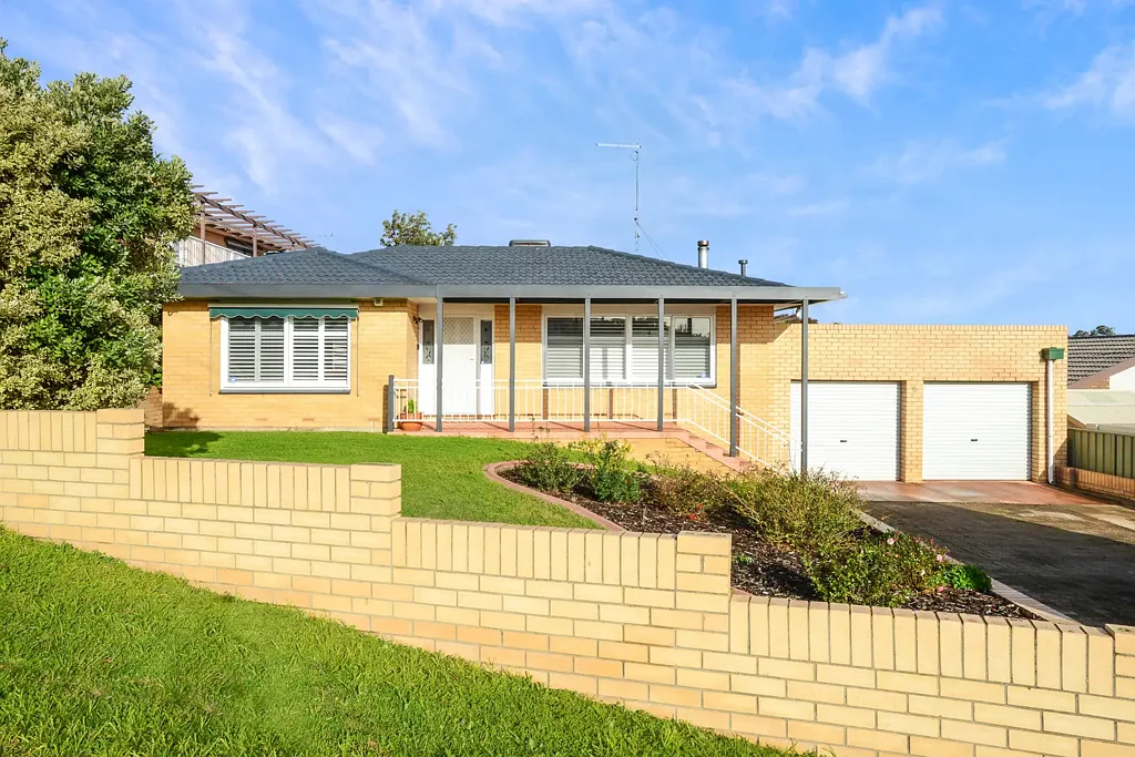 Tastefully renovated home in Port Noarlunga.