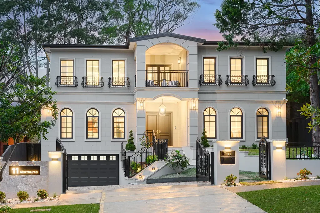 Turramurra 5غرفة نوم Elegant Brand-New Residence in Leafy Turramurra