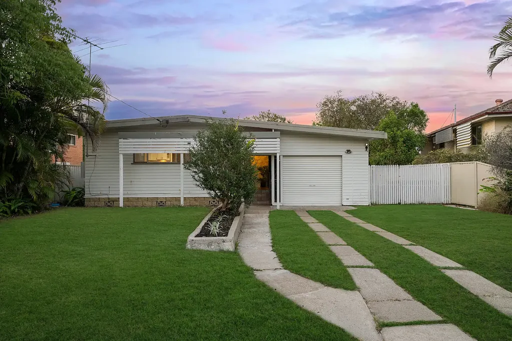 33 Caribbean Street, Keperra, QLD 4054