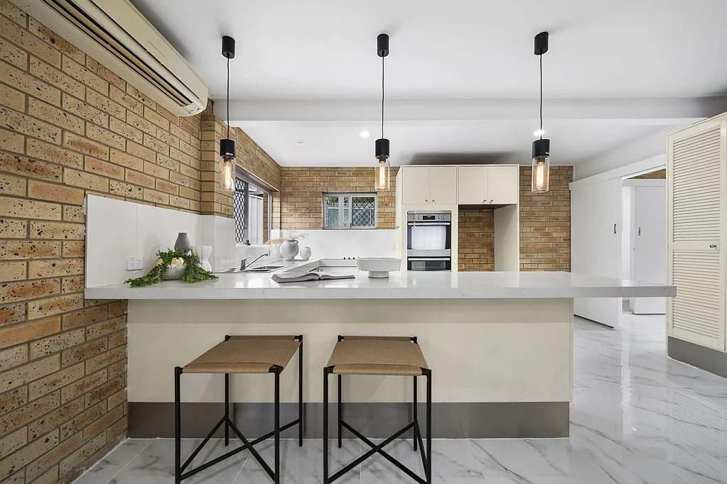 Bardon 5 Bedroom Bardon Home with Space, Sunlight and Perfect Position
