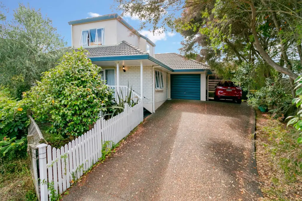 Te Atatu South 3房  Immaculate Home in a Prime Location