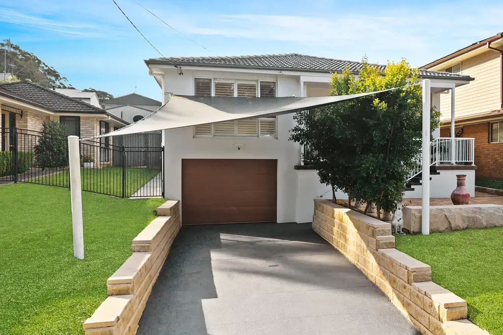 9 Dulwich Road, Springfield, NSW 2250