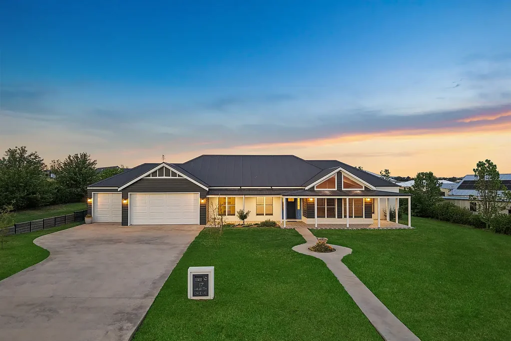 Mudgee 4ਬੈੱਡਰੂਮ Generous Proportions, Effortless Living