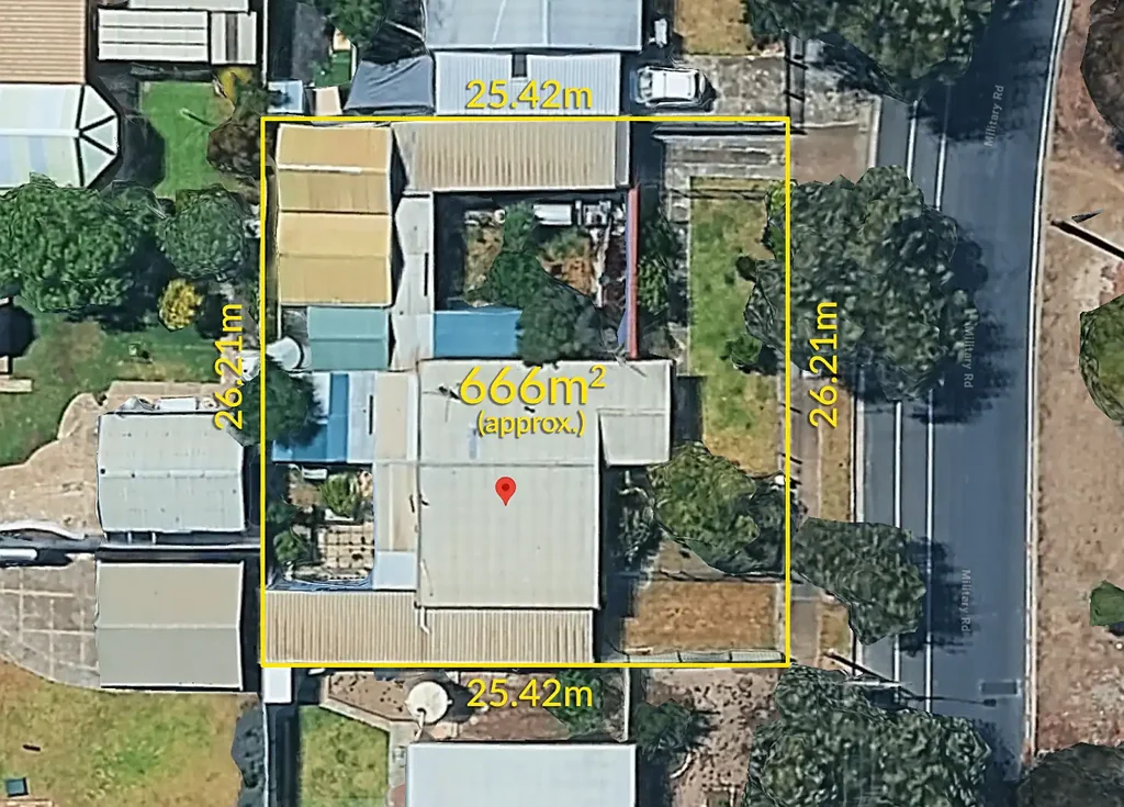 Taperoo 3Moenga Much-Loved Home with rare 26m Frontage