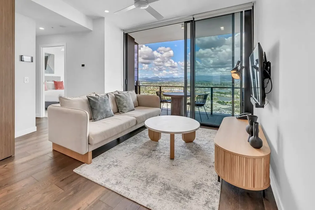 13207/5 Darling Avenue, Broadbeach, QLD 4218