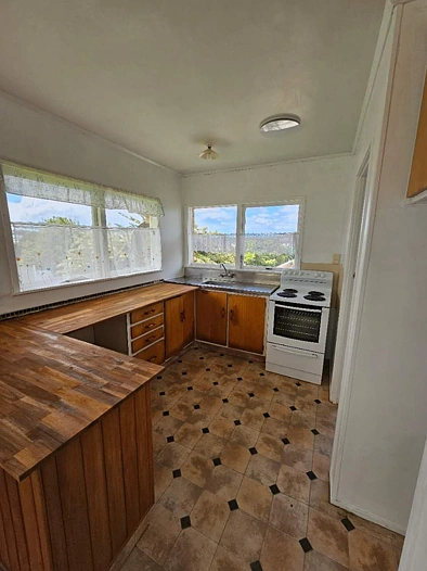 Sunny 2 bedrooms unit in Westlake school zone