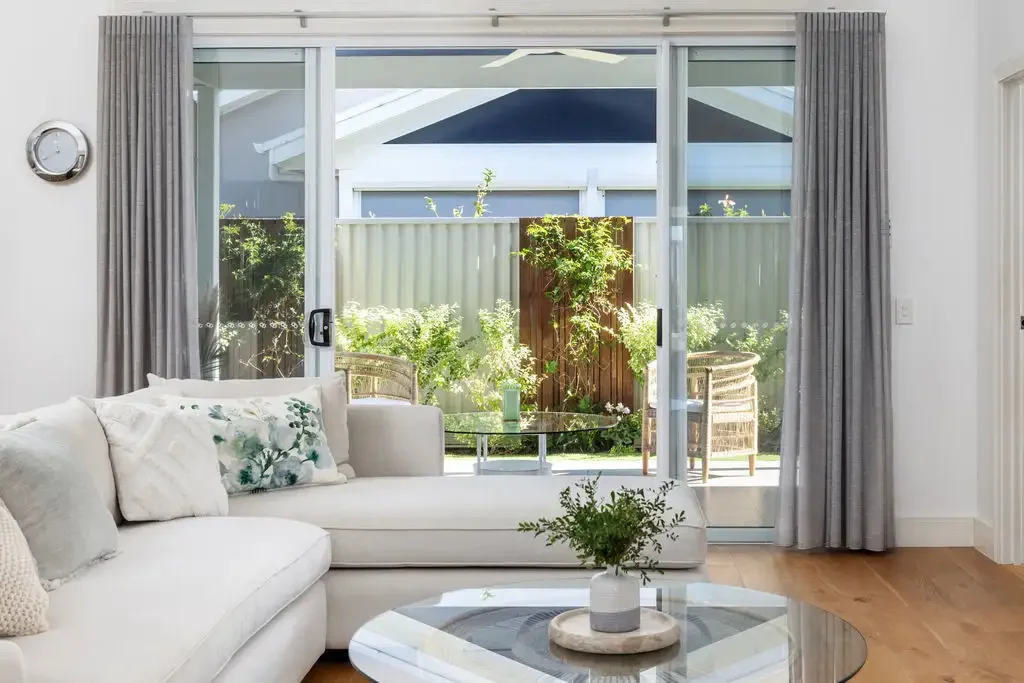Anna Bay 3 Bedroom Live the Lifestyle You Deserve - Modern Three-bedroom Villa