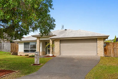 Pacific Pines 4Zimmer Welcome Home to Willunga Street!